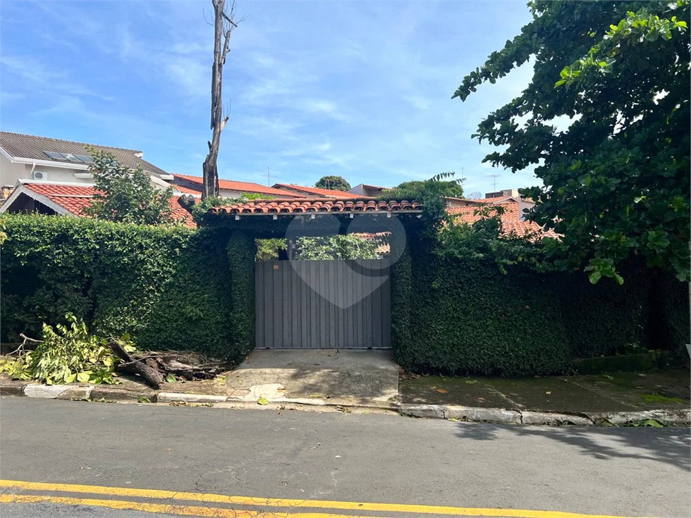 Casa à venda com 3 quartos, sendo 1 suíte,  em Nova Vinhedo, Vinhedo, SP