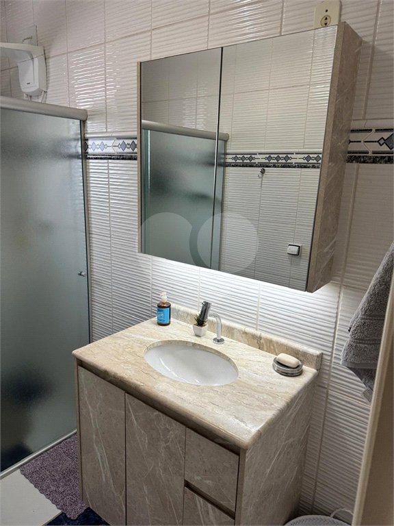Sobrado à venda com 3 quartos, sendo 1 suíte,  em Parque dos Sabiás, Louveira, SP