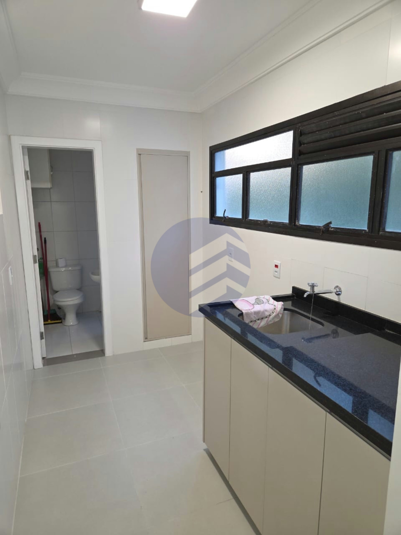 Apartamento à venda com 3 quartos, sendo 1 suíte, em Vila Andrade, São Paulo - SP