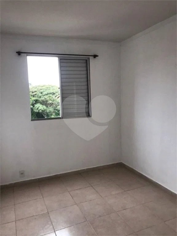 Apartamento no Condomínio Monte Vernon