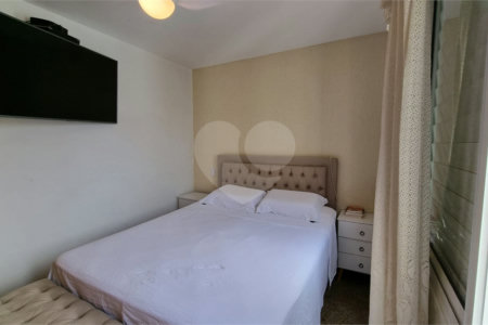 Apartamento à venda com 3 quartos, sendo 1 suíte, em Jardim Marajoara, São Paulo, SP