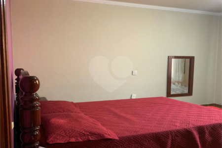 Casa à venda com 4 quartos, sendo 1 suíte, em Jardim Cruzeiro do Sul, São Carlos, SP
