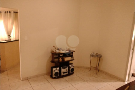 Casa à venda com 2 quartos, sendo 1 suíte, em Loteamento Remanso Campineiro, Hortolândia - SP
