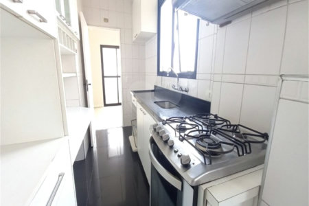 Excelente apartamento, 3 quartos e 2 vagas, para venda na Aclimação!