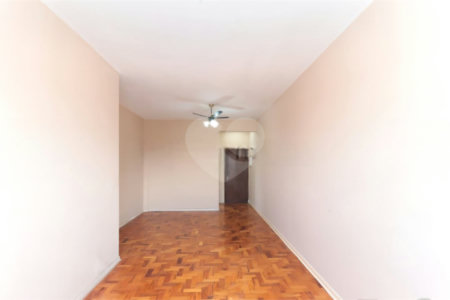 Apartamento espaçoso próximo ao Metrô Santa Cecília com forte potencial de valorização