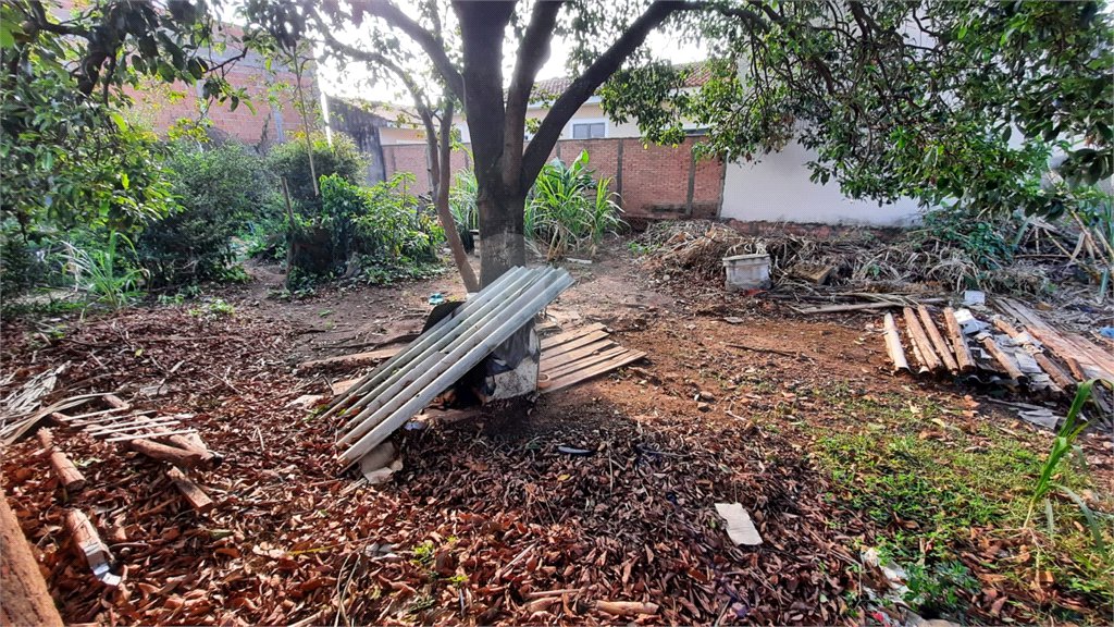 Terreno no Jardim Beatriz.