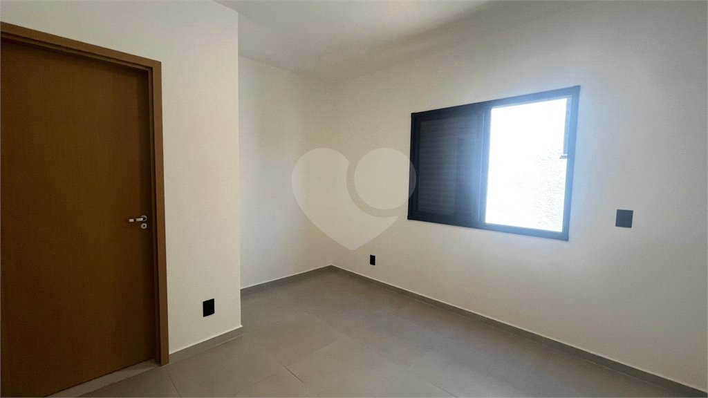 Casa Assobradada com 3 suítes na Vila Thais em Atibaia