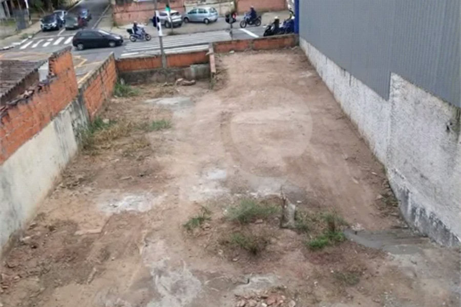 Terreno de 230 m² no Jardim Prudência
