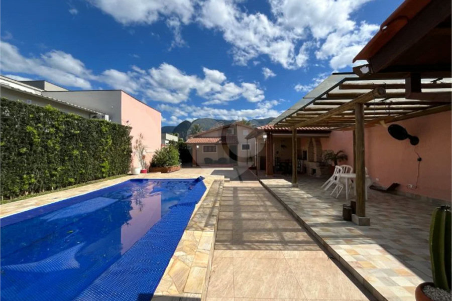 Casa à venda com 3 quartos, sendo 1 suíte, em Morada da Praia, Bertioga, SP