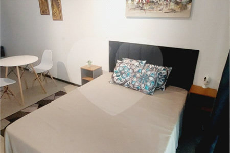 Studio com 27,61 m² a venda na Consolação com sacada
