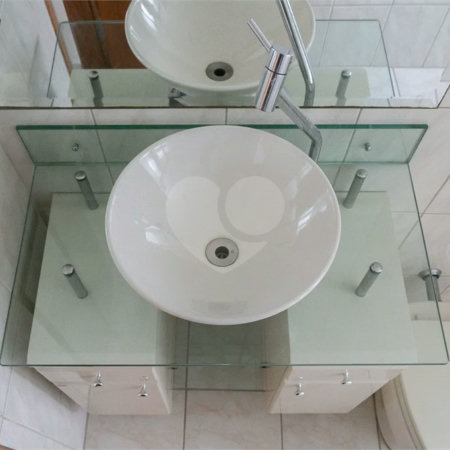 Apartamento no Cambuci com 2 dormitórios e vaga à venda
