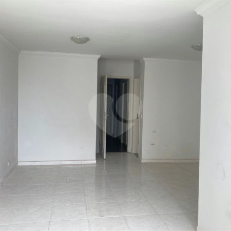 Ótimo apartamento em Moema- Oportunidade!!!