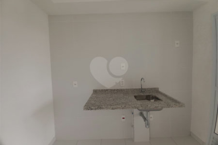 2 Dormitórios com Suíte ao lado do Shopping Interlagos!!!