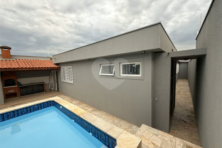 Casa à venda no Bairro Nova Piracicaba Casa à venda 3 dormitórios, 304m2 - Bairro Nova Piracicaba - Piracicaba, SP Casa à venda 3 dormitórios, 304m2 - Bairro Nova Piracicaba - Piracicaba, SP