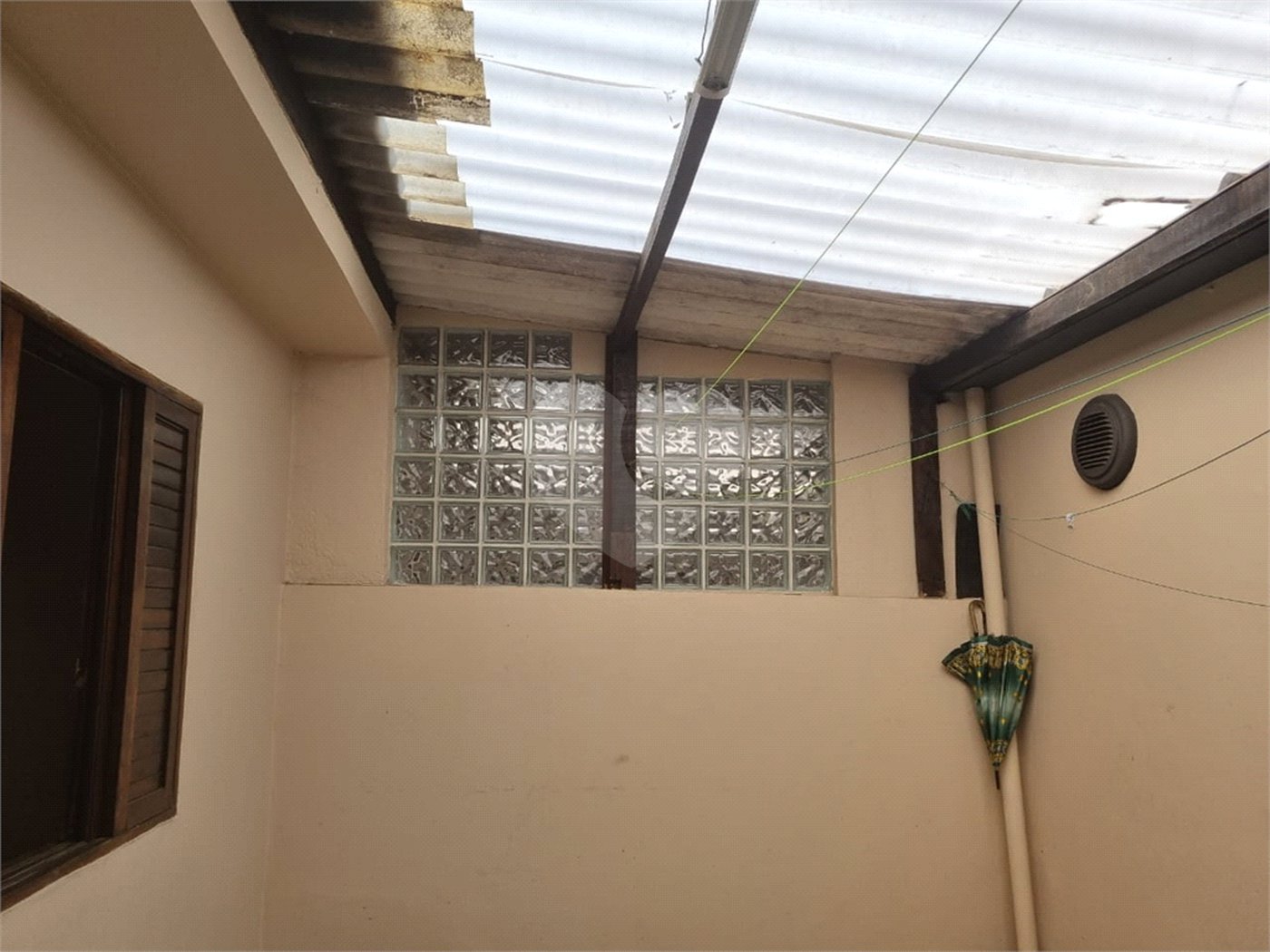 Sobrado à venda com 3 quartos em Tremembé, São Paulo, SP