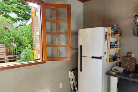 Chalé à venda em Atibaia 140m²– Condomínio fechado com lazer completo