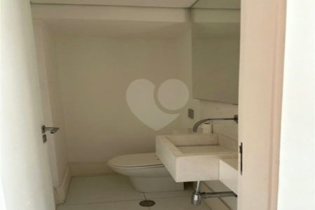 Apartamento com Lazer Completo à Venda na Vila Mariana – Edifício Portofino