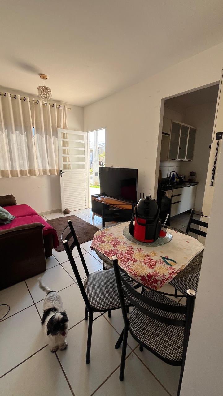 Casa à venda com 3 quartos, sendo 1 suíte,  no condomínio Eco Ville 4, Três Lagoas - MS