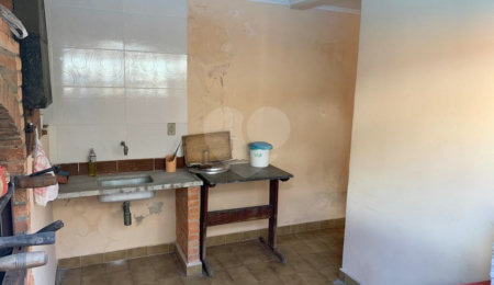 Casa à venda com 3 quartos, sendo 1 suíte,  em Mauá, São Caetano do Sul, SP