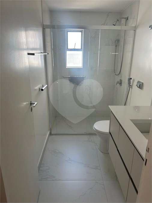 Apartamento à venda no Campo Belo- Para reforma