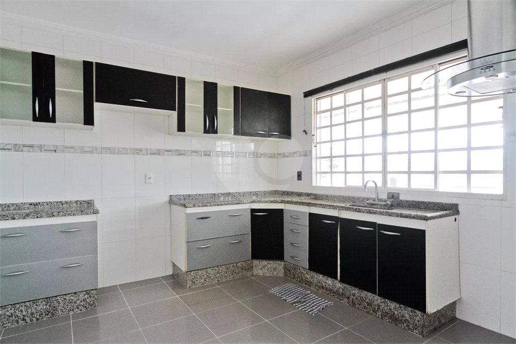 Casa para alugar com 211m², 3 quartos Sem Vaga -Vila Boaçava - São Paulo