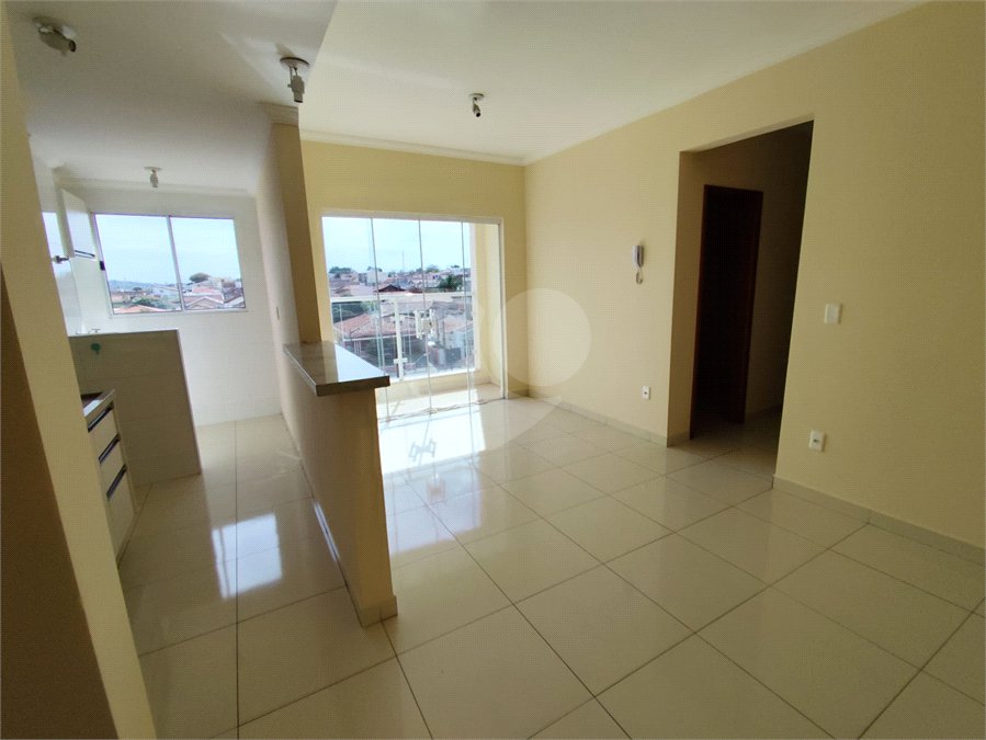 OPORTUNIDADE IMPERDÍVEL! APARTAMENTO AO LADO DA USP E UFSCar!