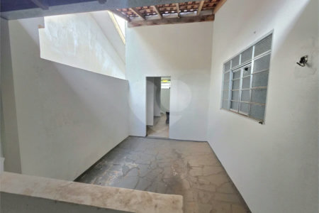 Casa Térrea à venda Jd. Nova São Carlos, 2 dormitórios