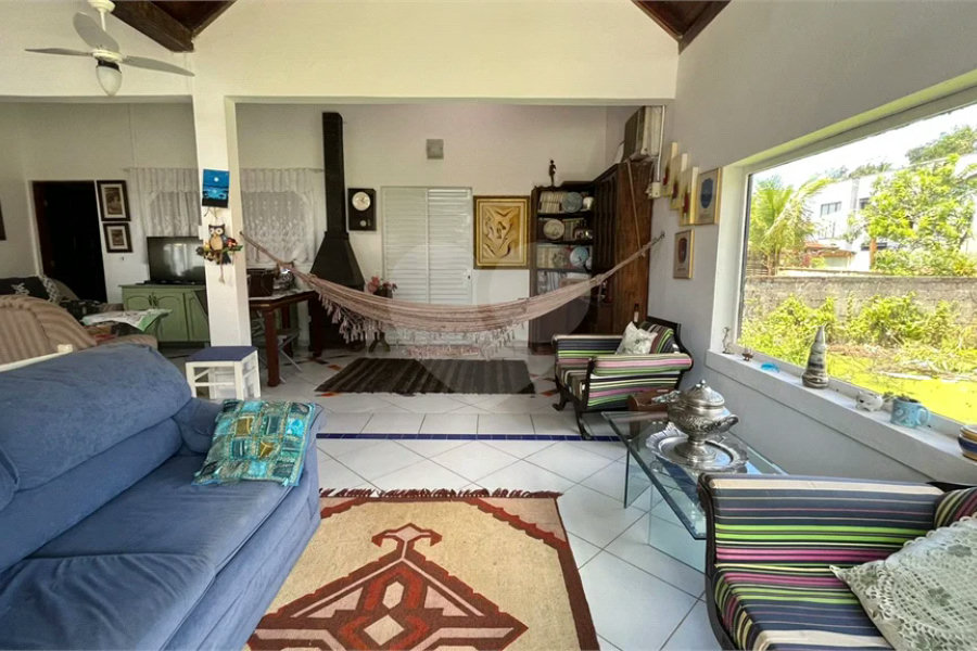 Casa à venda com 3 quartos, sendo 2 suítes,  em Morada da Praia, Bertioga, SP