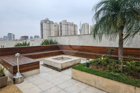 Na Mooca á venda Apartamento / Studio com 51m² 1 dormitório e 1 vaga.