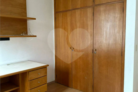 Amplo e Clássico: Apartamento de 90 m² em Higienópolis!