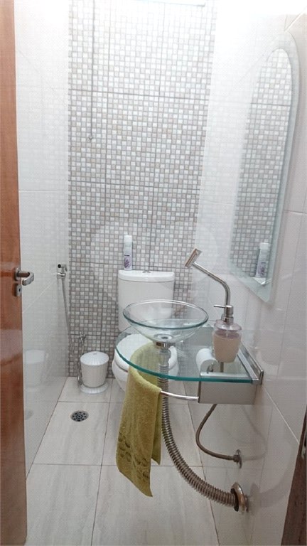 Casa térrea em Araraquara/SP, na Vila Xavier.