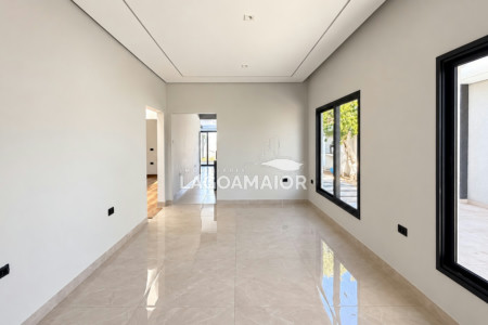 Casa à venda ou para alugar com 4 quartos, sendo 2 suítes, no Centro, Três Lagoas - MS