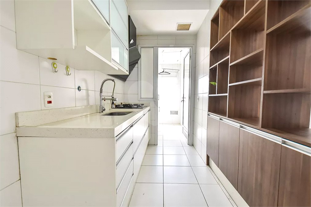 Apartamento para alugar com 100m², 3 quartos e 2 vagas