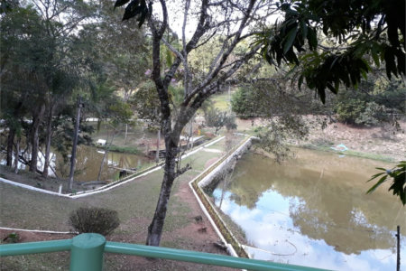 Sítio pronto para construção a venda em Atibaia