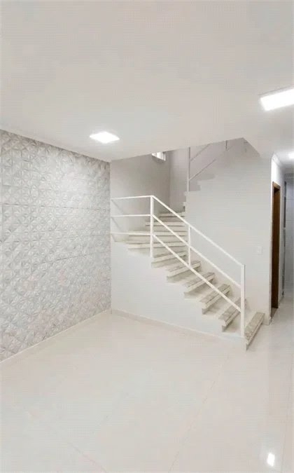 Sobrado à venda com 2 quartos em Jardim San Ressore (caucaia do Alto), Cotia - SP