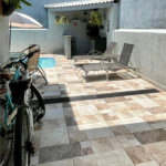 Casa Térrea à Venda com 3 dormitórios em Atibaia/SP