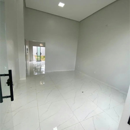 Casa à venda com 3 quartos, sendo 1 suíte,  em Jardim Iracema, Balsas, MA