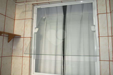 Apartamento com área útil de 72 m², 2 quartos no Bairro do Cambuci.