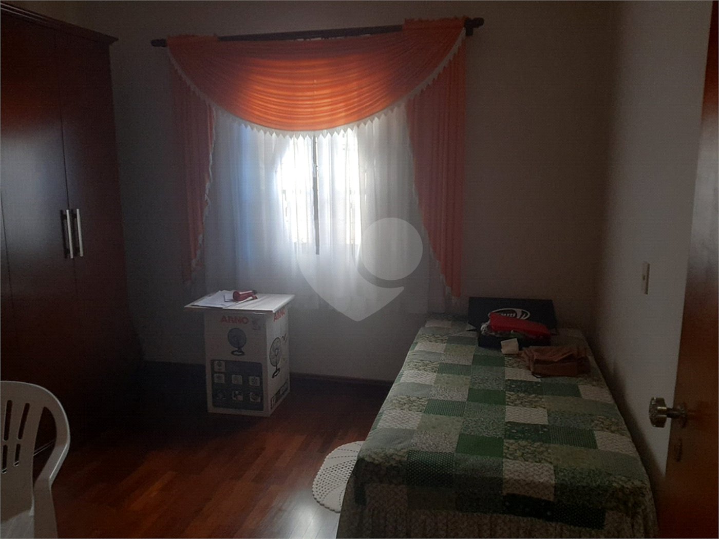 Bela casa com boa localização no bairro Portal do Sol