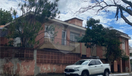 Sobrado à venda com 3 quartos em Planalto Paulista, São Paulo, SP