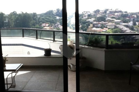 Apartamento à venda com 4 suítes em Real Parque, São Paulo, SP