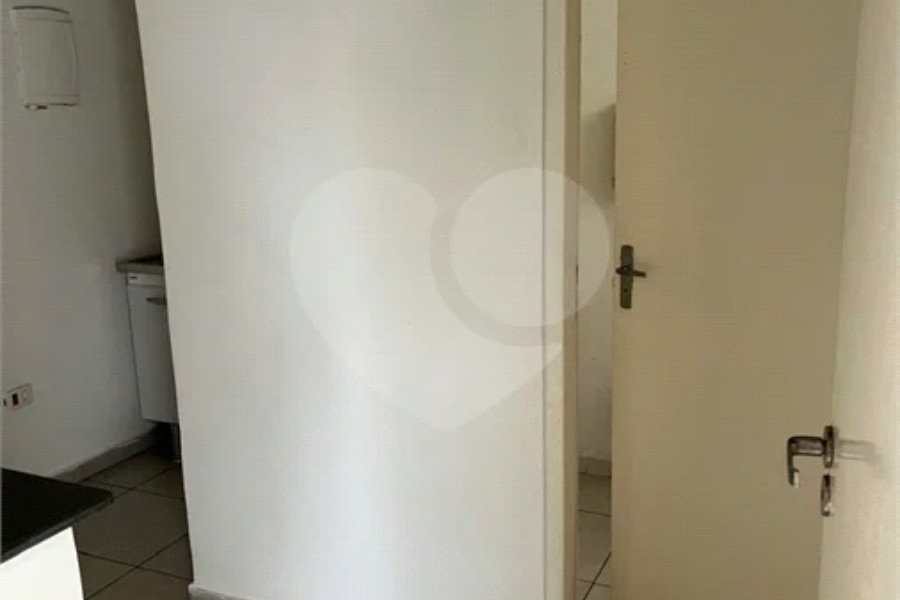Ótimo Prédio Comercial !! Vende Total ou Aluga andar superior..OPORTUNIDADE !