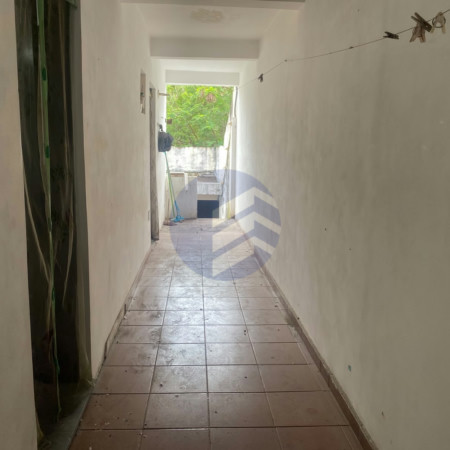 Casa à venda com 2 quartos em Jardim Alvorada, oportunidade para investidor