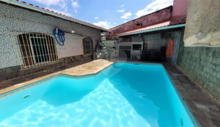 Casa à venda com 2 quartos, sendo 1 suíte,  em Vista Linda, Bertioga, SP