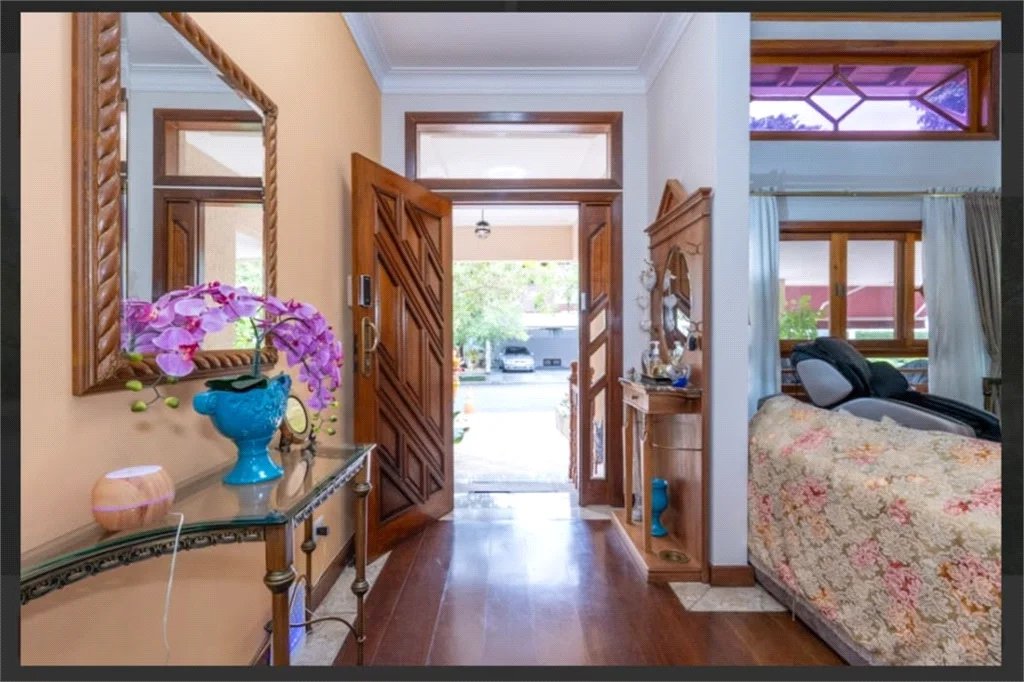 Casa à venda ou para alugar com 5 suítes no condomínio Residencial Morumbi, São Paulo - SP