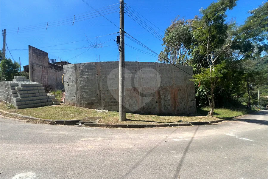 Terreno à venda no condomínio Alpes da Cantareira, Mairiporã - SP