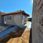 Seu Novo Lar Te Espera: Casa Aconchegante, Pronta para Morar e com 2 dormitórios e Amplo Quintal!