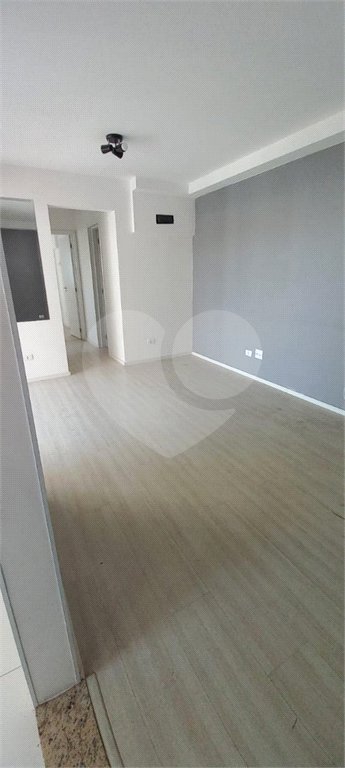 Apartamento com sacada - metrô Tucuruvi - NOVO