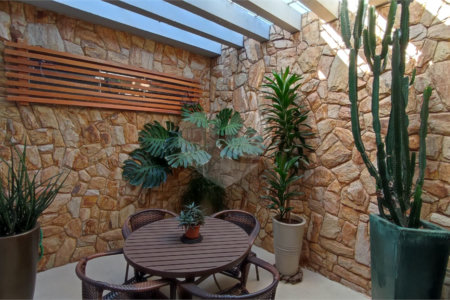 Casa com 3 dormitórios à venda no bairro Jardim Cardinalli, em São Carlos/SP