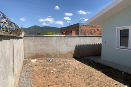 Casa 3 dormitórios - Condomínio MARF III - Bom Jesus dos Perdões